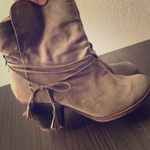 Slouchy Ankle Boot